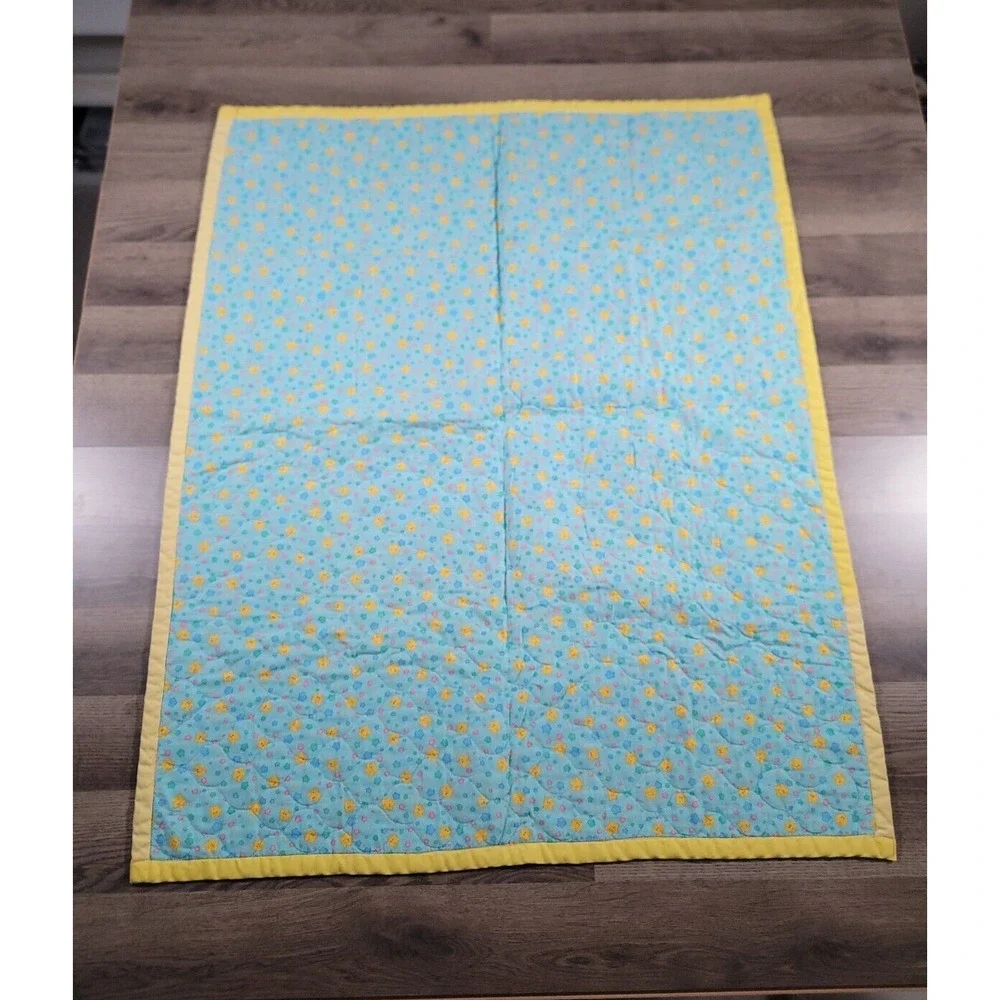 Vintage Care Bears Baby Blanket Crib Quilt Rainbow Trail Yellow Trim 41x33 Throw